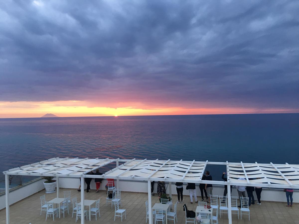 La Porta Del Mare Hotel Tropea Buitenkant foto